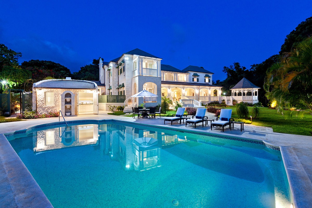 5 beautiful villas to rent on Sandy Lane Estate