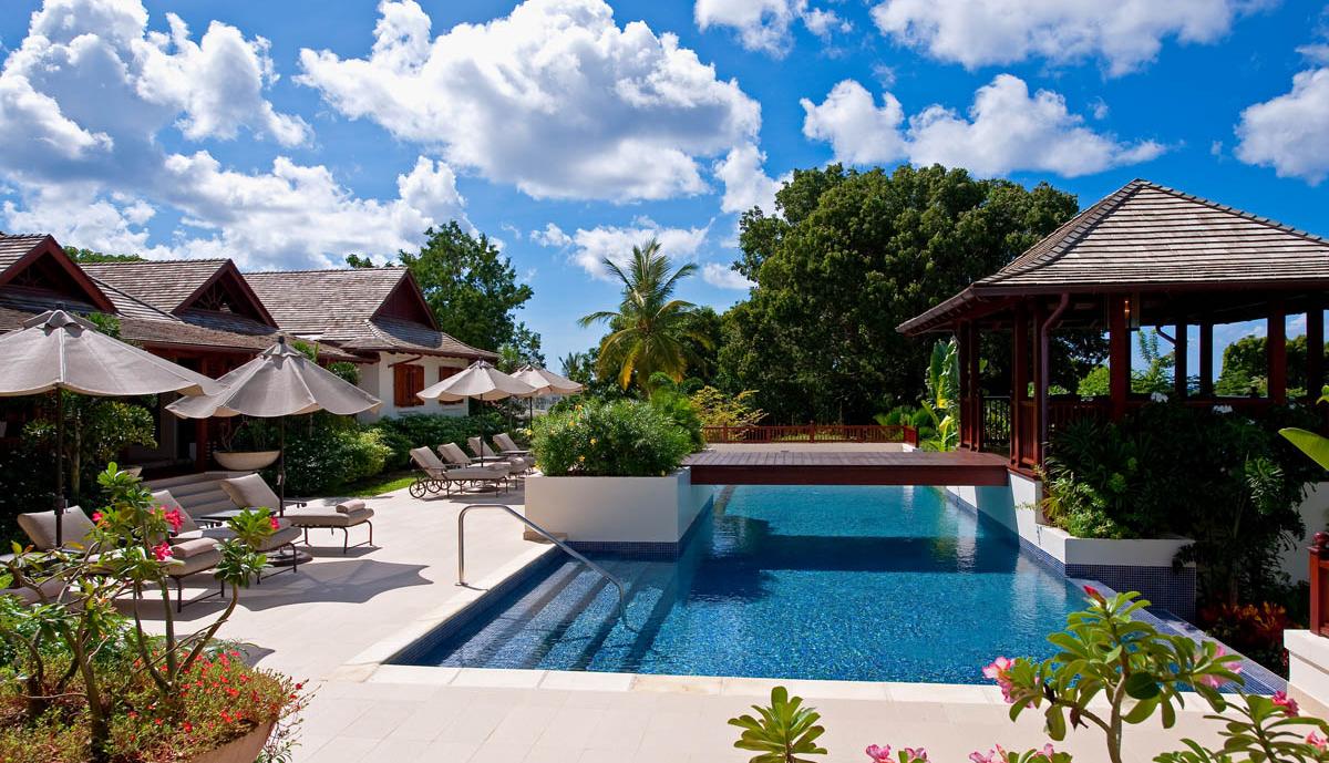 Luxury villas to rent in Sandy Lane Estate