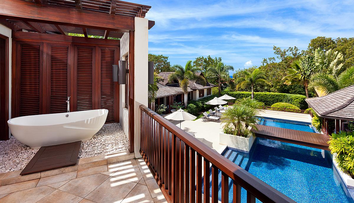 Luxury villas to rent in Sandy Lane Estate
