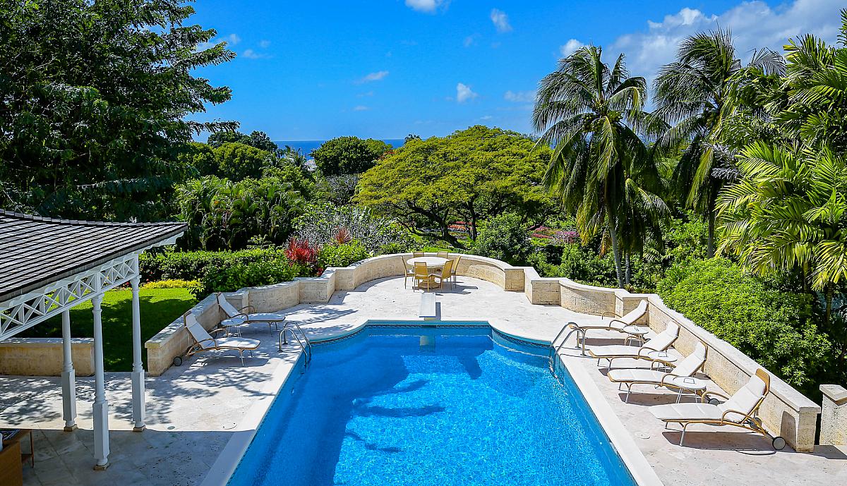 Luxury villas to rent in Sandy Lane Estate