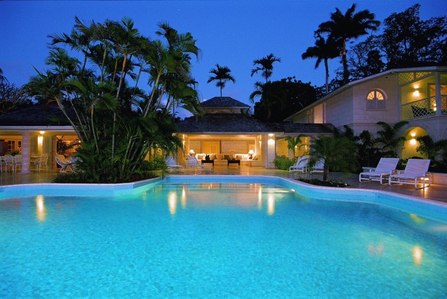 5 beautiful villas to rent on Sandy Lane Estate